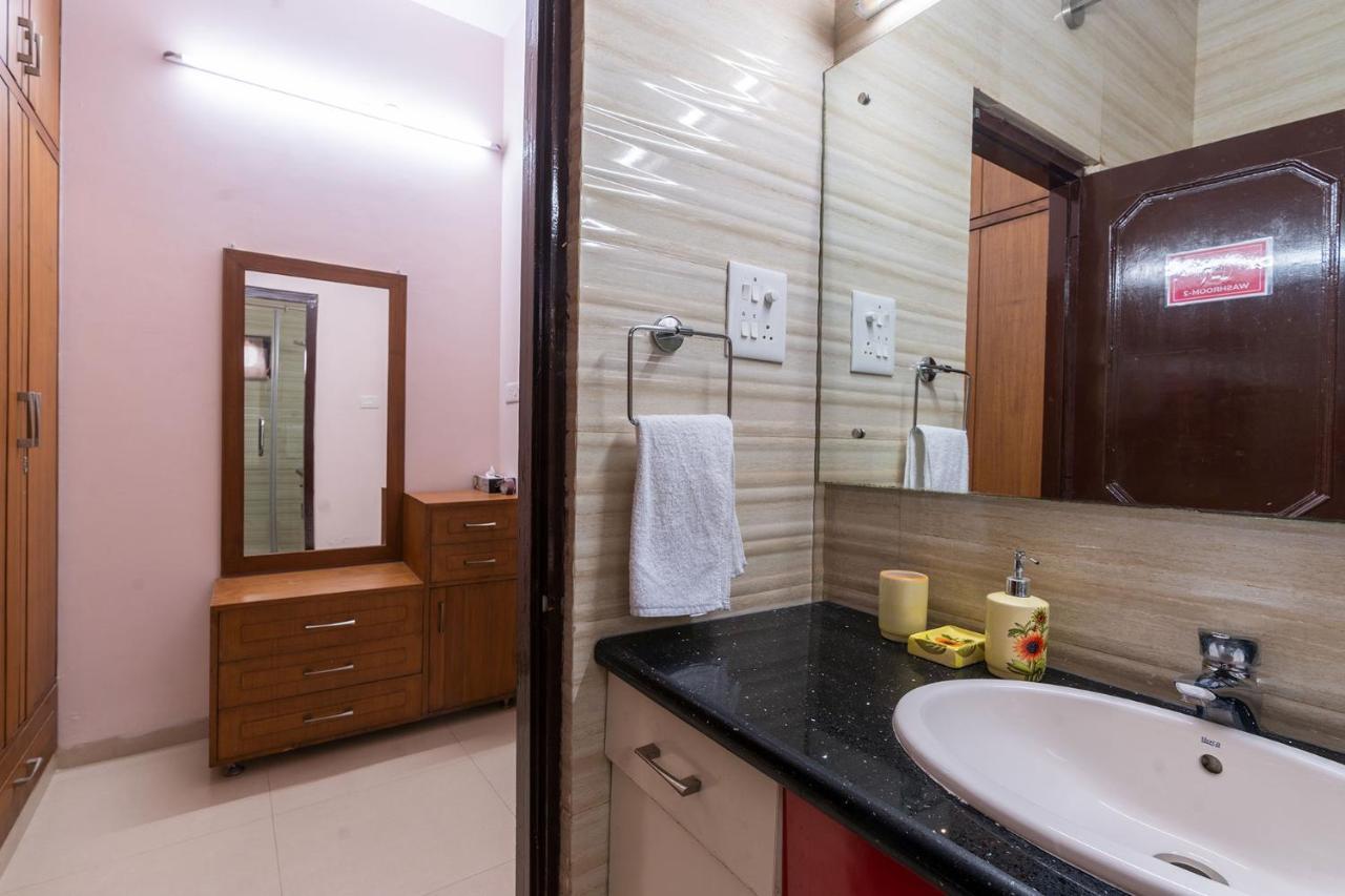 Villa Woodside Meadows By Veo - Part Of Stayvista Kasauli Luaran gambar