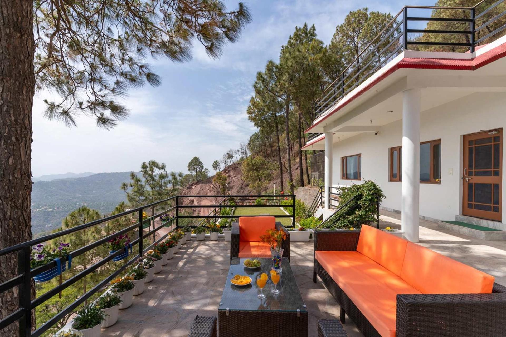 Villa Woodside Meadows By Veo - Part Of Stayvista Kasauli Luaran gambar